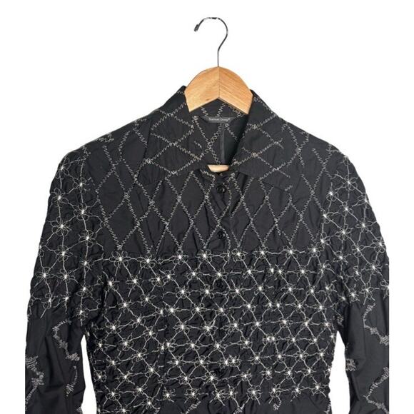 Samuel Dong Button Down Embroidered Top Size Medium Black White Smocked Bust - Picture 2 of 9